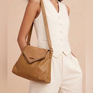 Matt & Nat Tan Shoulder Bag